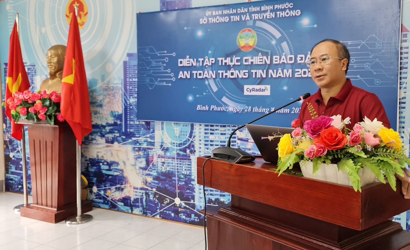 Giám đốc Sở Thông tin và Truyền thông Nguyễn Minh Quang phát biểu tại chương trình diễn tập